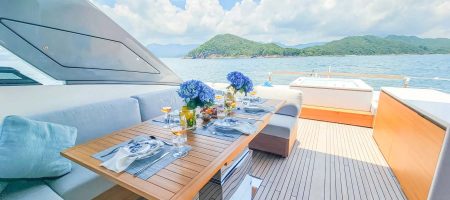 Yacht Bow - Flybridge