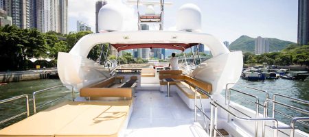 Yacht Bow - Flybridge