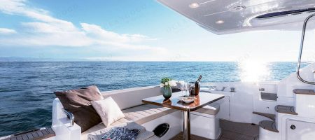Yacht Bow - Leisure Area