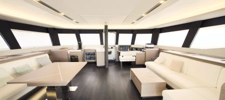 遊艇內部-主客廳