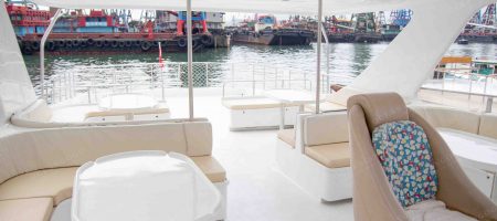 Yacht Bow - Flybridge