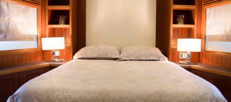 遊艇內部-主人房