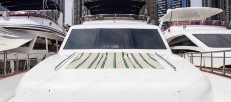 Yacht Bow - Leisure Area