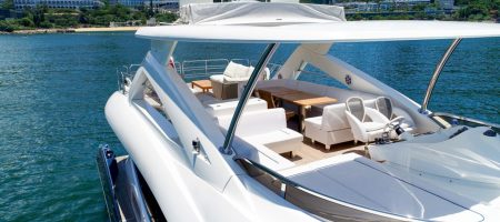 Yacht Bow - Flybridge
