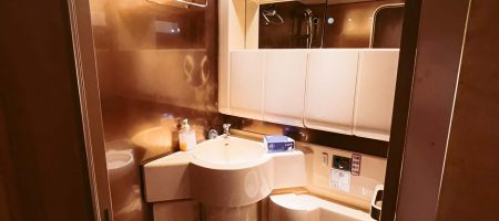 Yacht Interior - Master En Suite