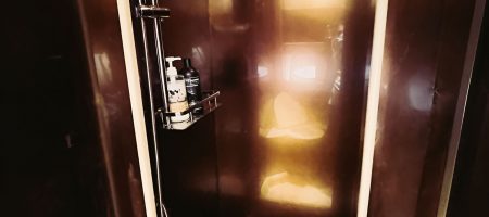 Yacht Interior - Master En Suite