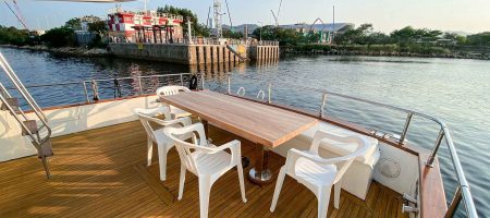 Yacht Stern Aft Deck