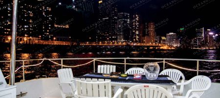 Yacht Bow - Flybridge